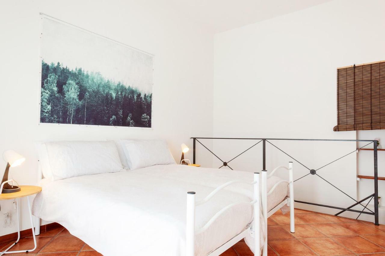 Duplex Apartment In Pieno Centro Ferrara Exteriör bild